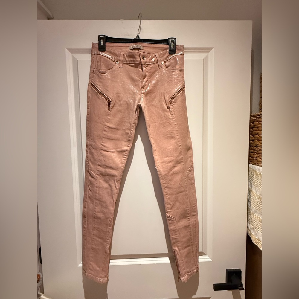 Guess Pink Sparkly Size 27 Jeans with Zippers Detailing